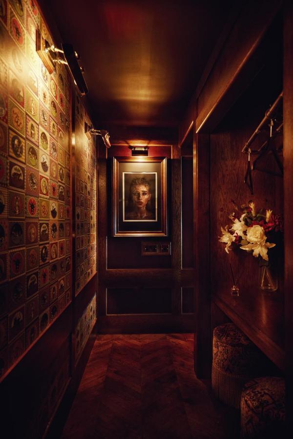 House Of Gods Royal Mile Otel Edinburgh Dış mekan fotoğraf